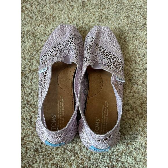 TOMS Women's Light Pink crochet espadrille slip on shoes, size 9 - Picture 7 of 10